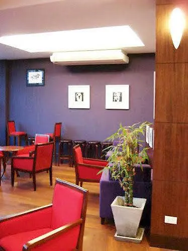 旅馆 Center Point Plaza *